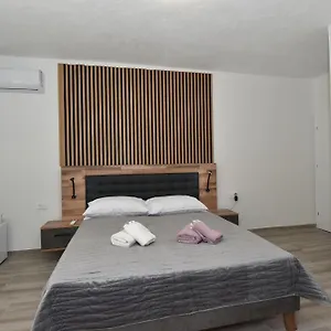 Sofia's & Apartment